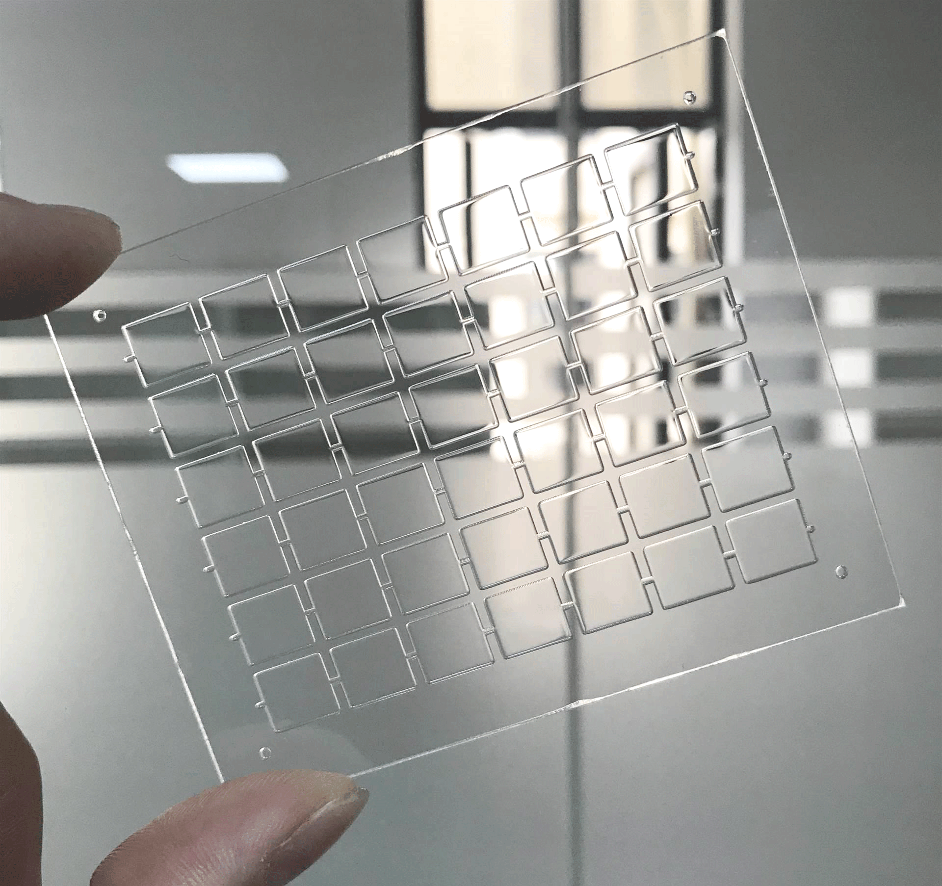 功率放大器在激光玻璃切割技术中的用途